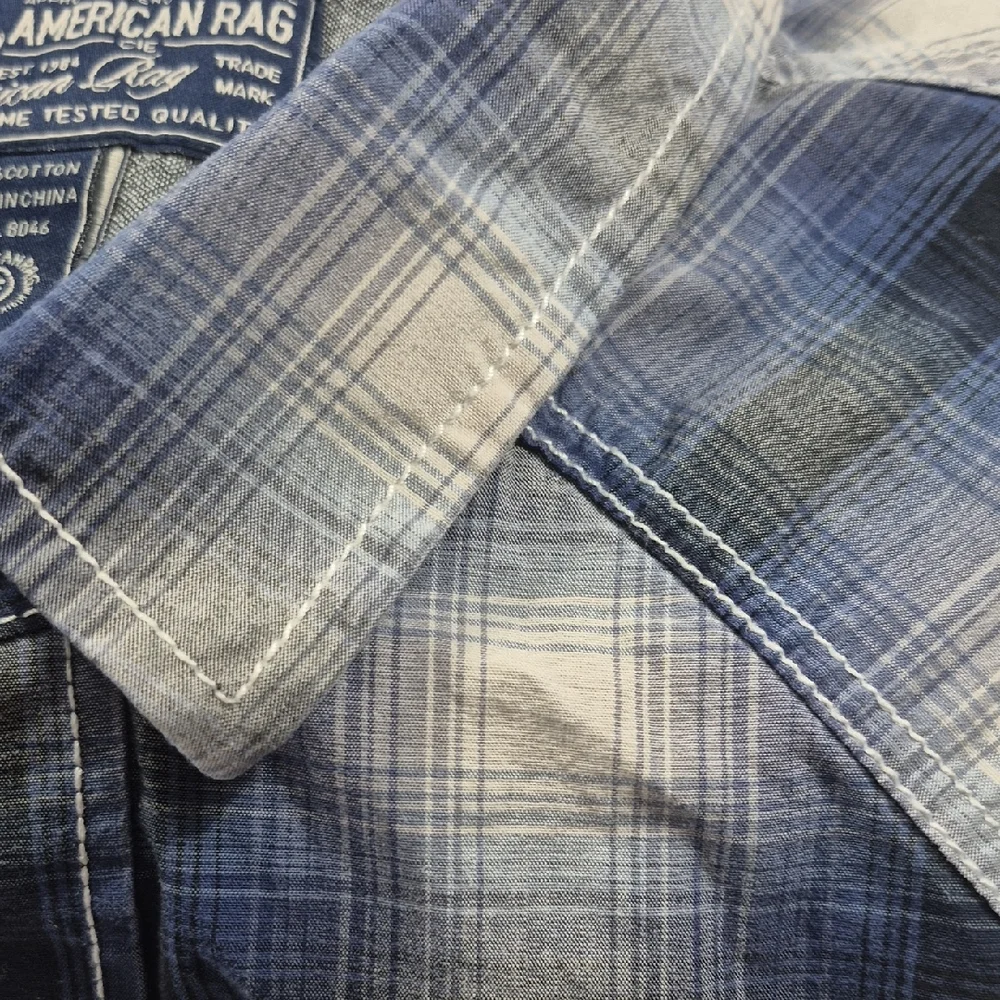 American Rag Men's XXL Long Sleeve Button Down Plaid Shirt - Blue and White - Picture 13 of 15